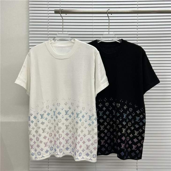 Picture of Louis Vuitton Sweaters _SKULVM-2XLcptx303346554